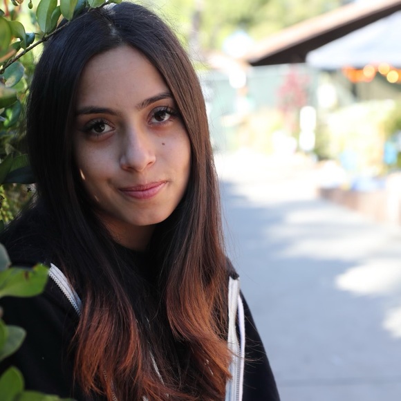 Meet your Posher, Elisa - Picture 4 of 11